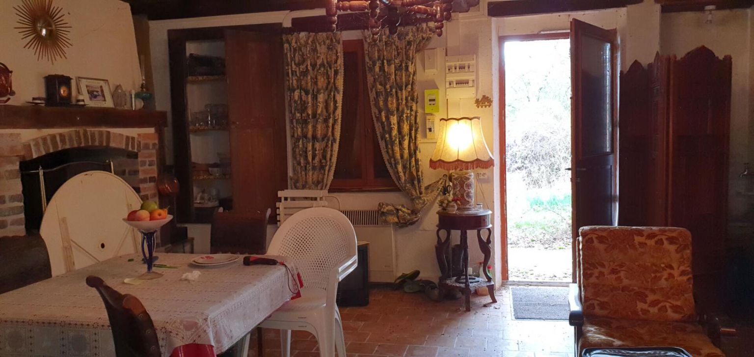 CHATEAU-RENARD Maison de campagne 3