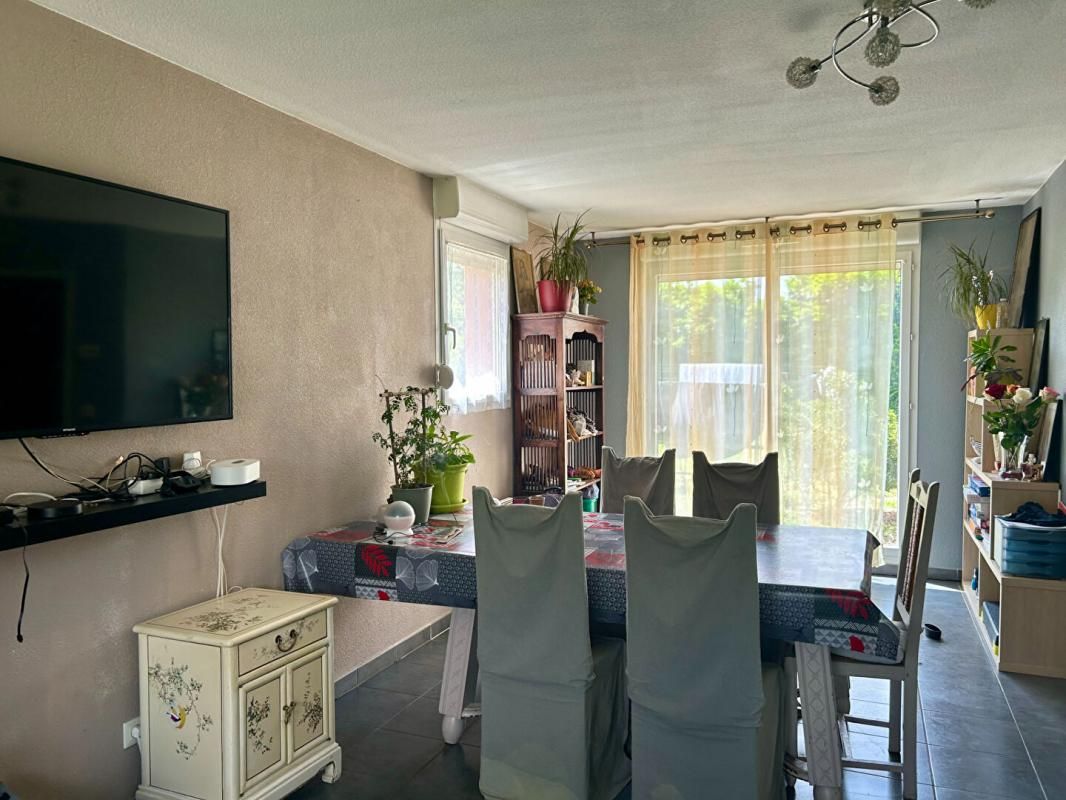 RIORGES Maison Riorges 4 pièce(s) 87.69 m2 3