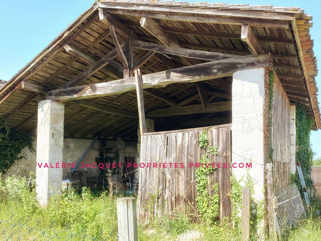 CLERAC Grange Clerac 2 pièce(s) 100 m2 1