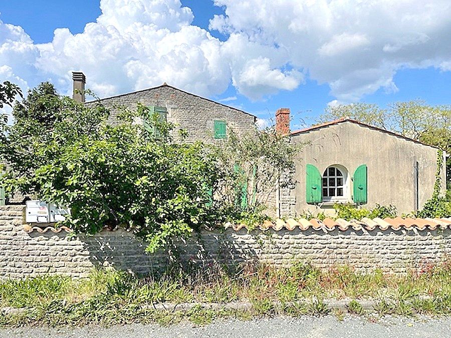 BALLON Maison à rénover 164 m2 Ballon 7 pièce(s) 164 m2 2