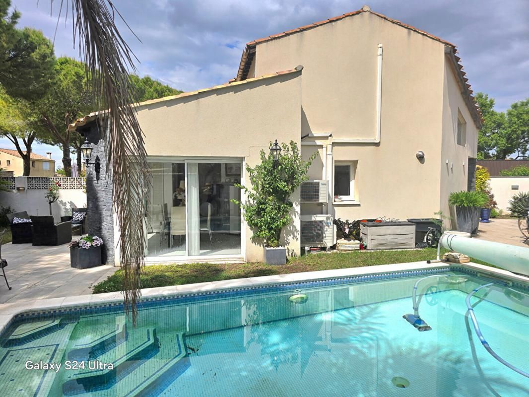 BAILLARGUES Villa Baillargues 4 pièce(s) 120 m2 + garage et Piscine 1