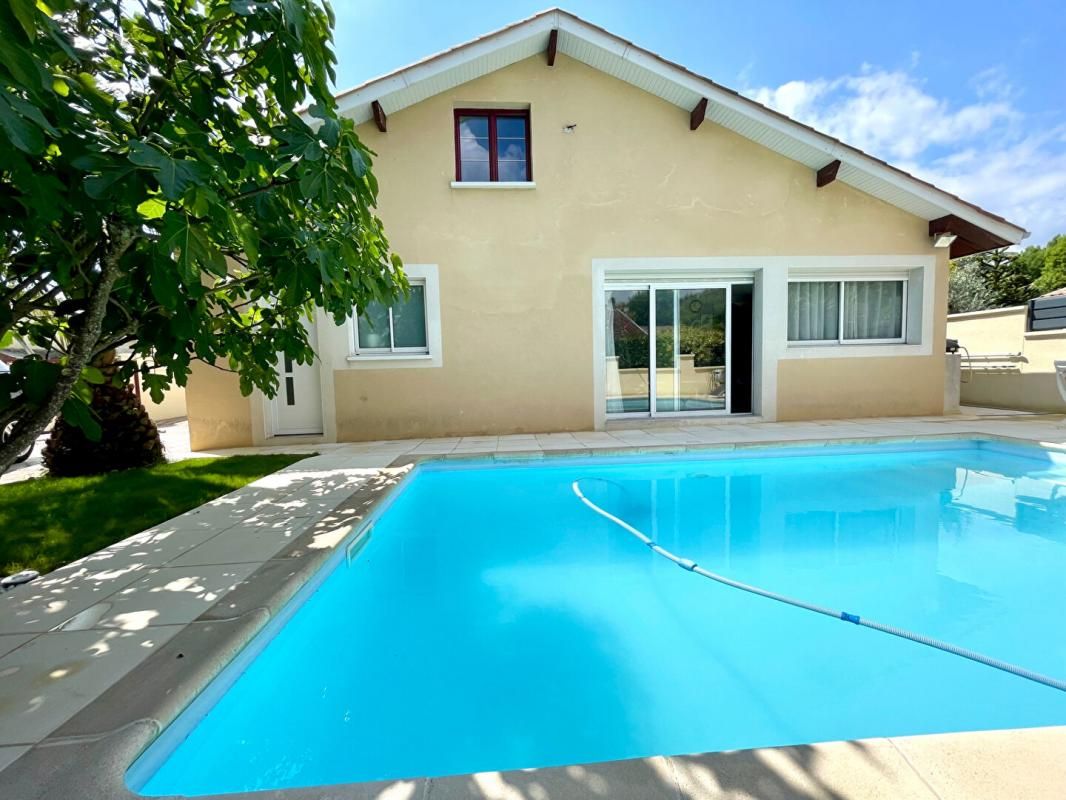 Maison Gradignan 3 chambres + Studio + piscine