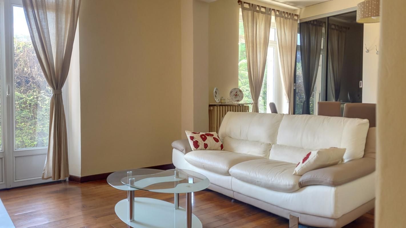 VILLENEUVE-SAINT-GEORGES 94190- Villeneuve Saint Georges- Appartement T3+ jardin 3