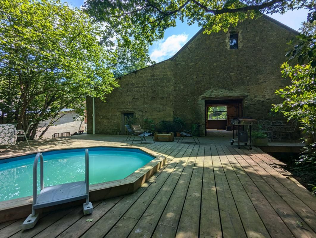 CAMPBON Maison 6 pièce(s) 214 m2 3