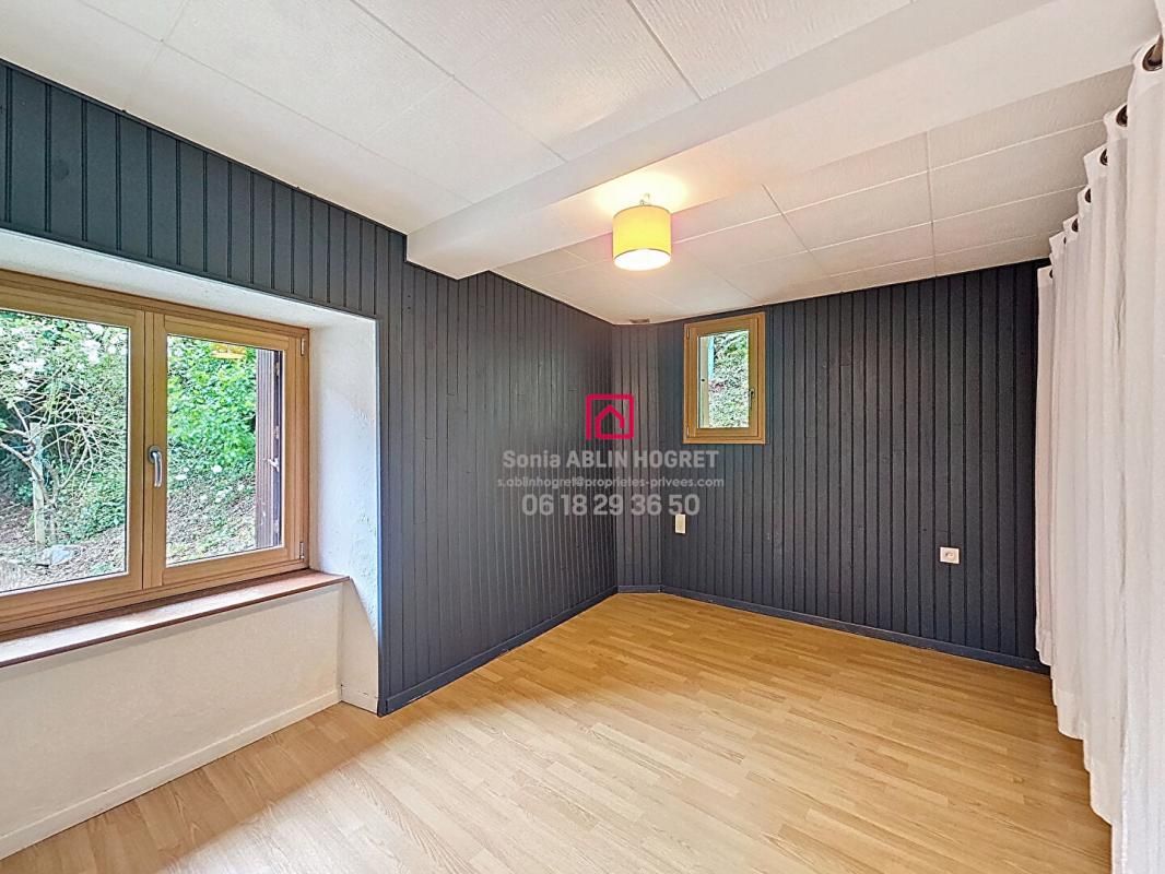SEGRE Maison 115 m2 avec dépendances et étang 3