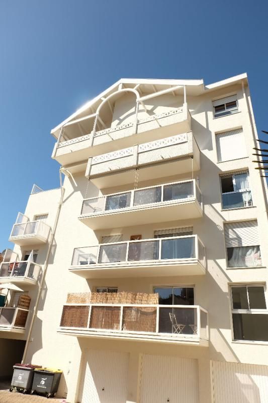 ARCACHON Appartement 2 pièces 28.65 m2 + parking privatif + cave 4