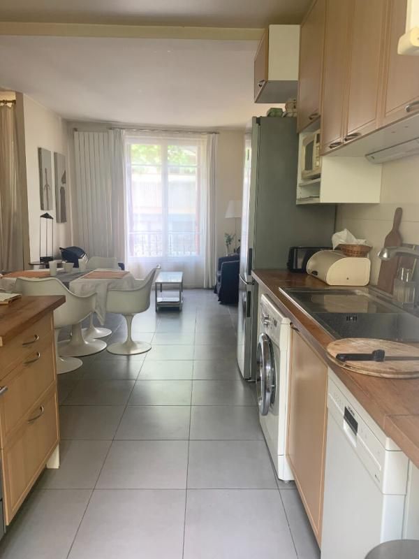 MONTREUIL Maison Montreuil Centre 4 pièces 94 m2 3 chambres et cour fleurie 3