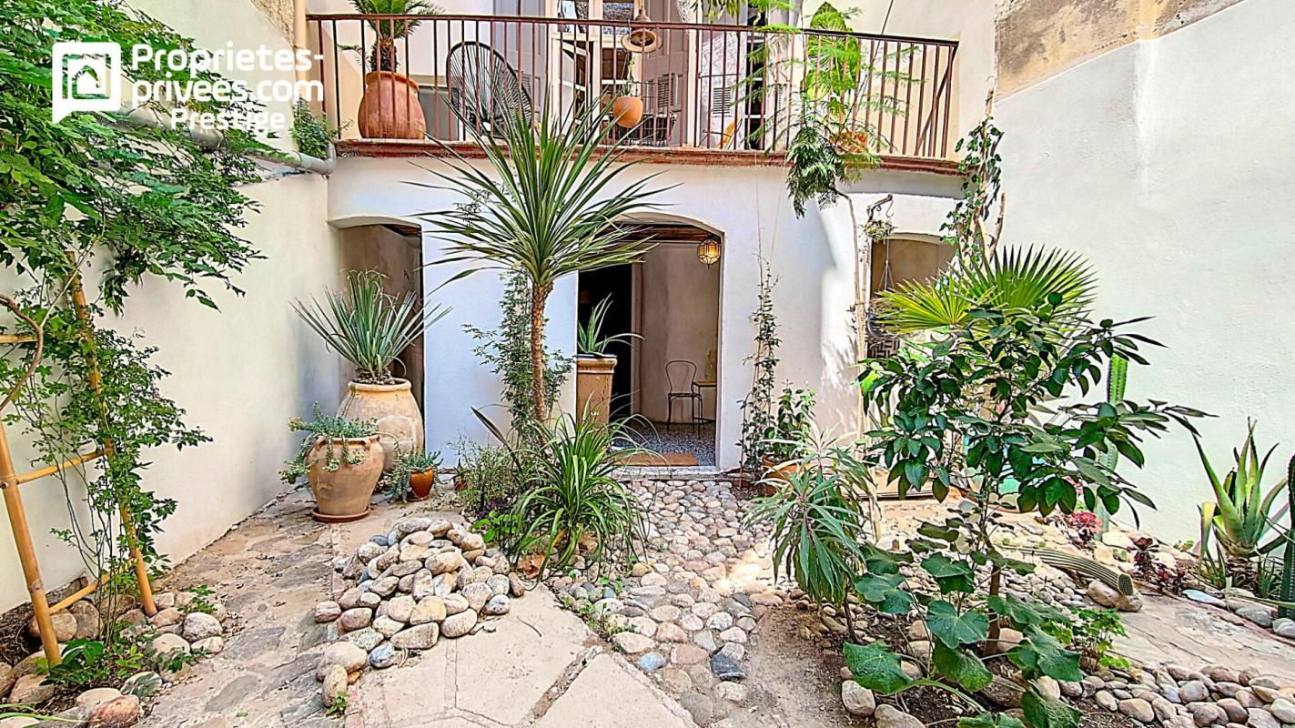 Maison atypique du 19 ème siècle - terrasses -patio arboré- surface utile 200 M² - (66 000 PERPIGNAN CentreHistorique