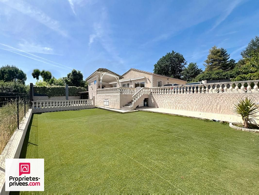 RIANS Rians Villa T4 garage +T2 sur 1200 m² à pied du village 4