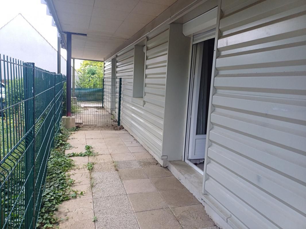 NOYON APPARTEMENT T2 Bis 1