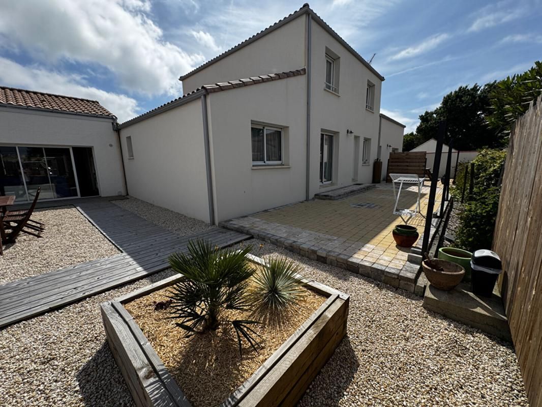 Maison Pornic 11 pièce(s) 244 m2