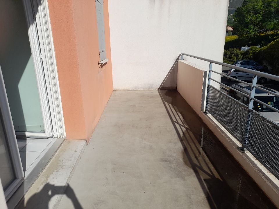 GAP Appartement Gap 2 pièce(s) 35 m2 avec balcon de 11m² 2