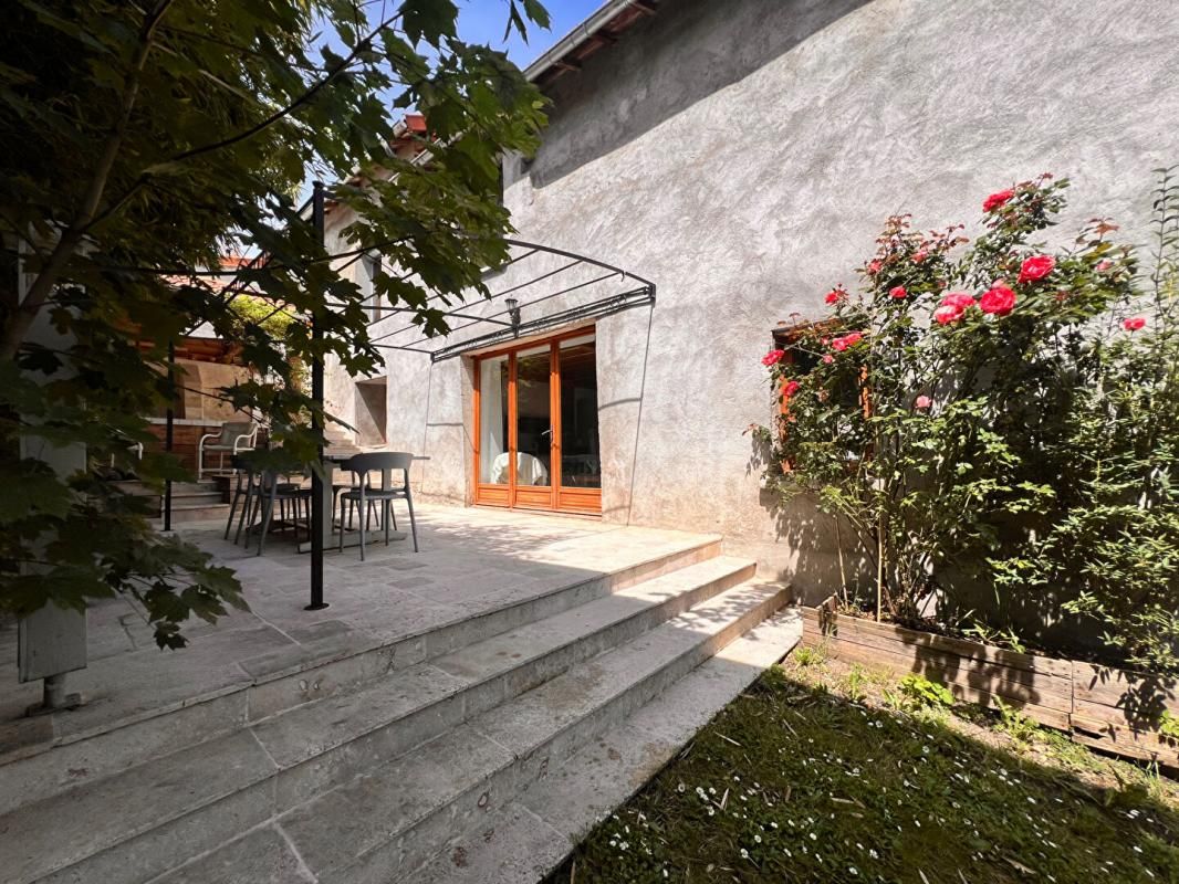 JOZE Maison avec jardin 2