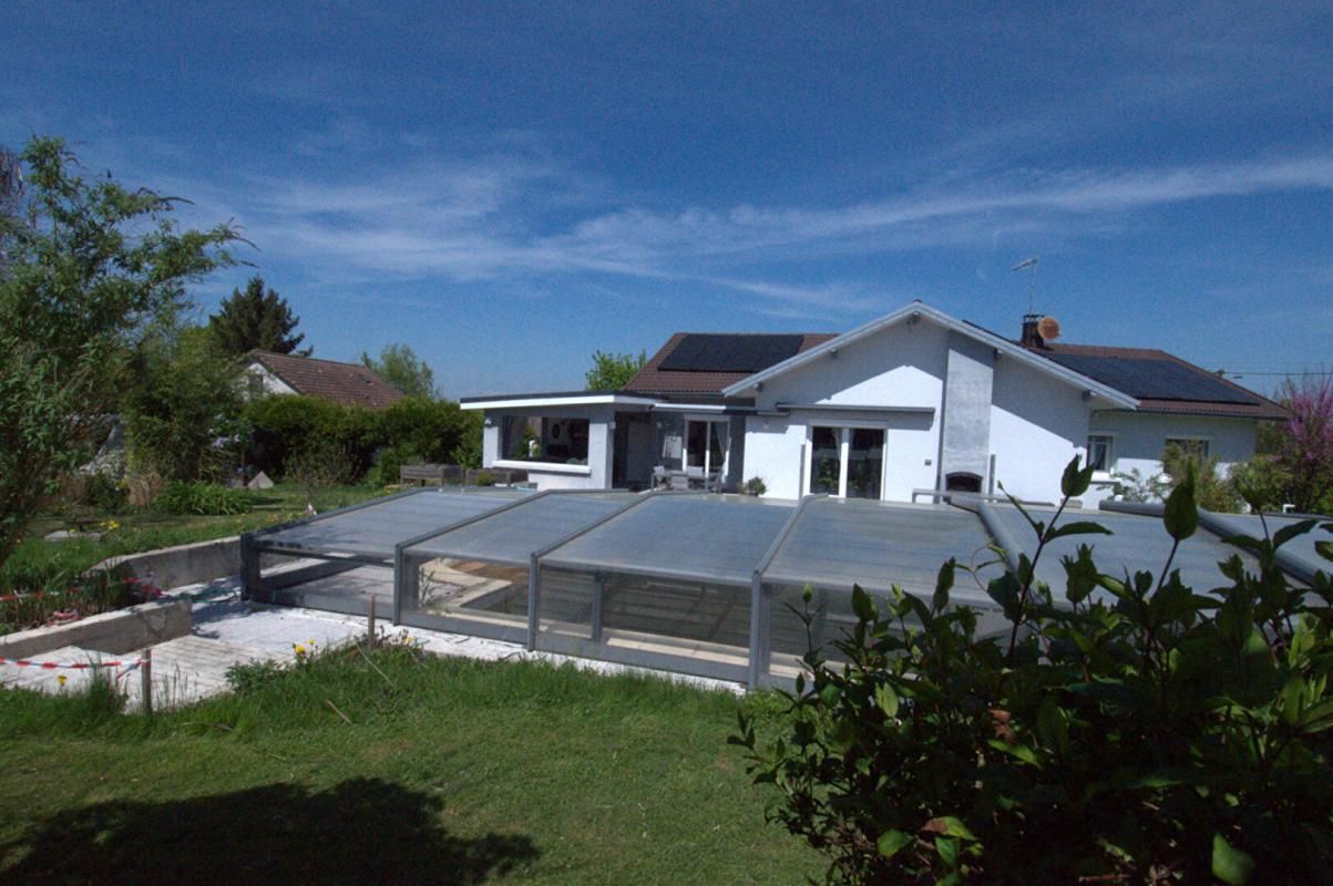 THULAY Maison 5 Pièces 3 Chambres, piscine extérieure 2