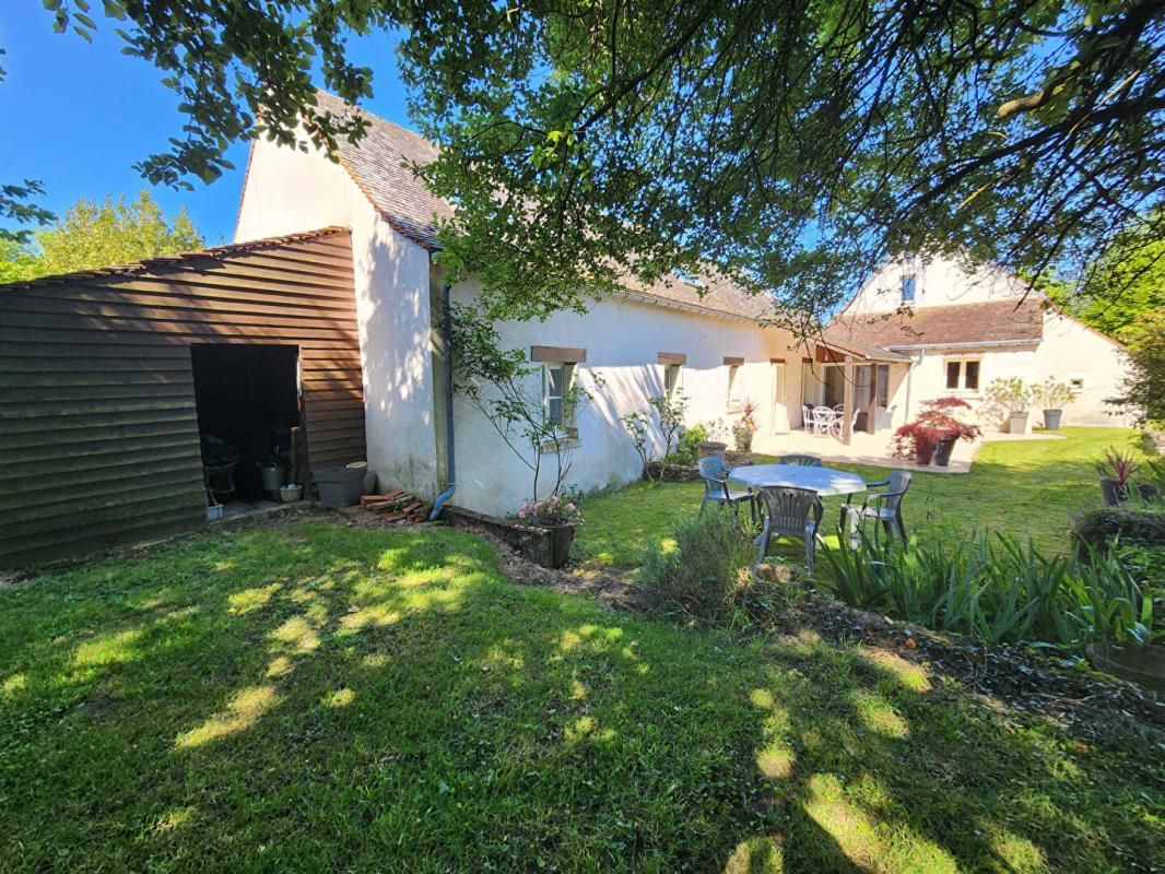 MANTHELAN Maison Manthelan 7 pièce(s) 255 m2 3