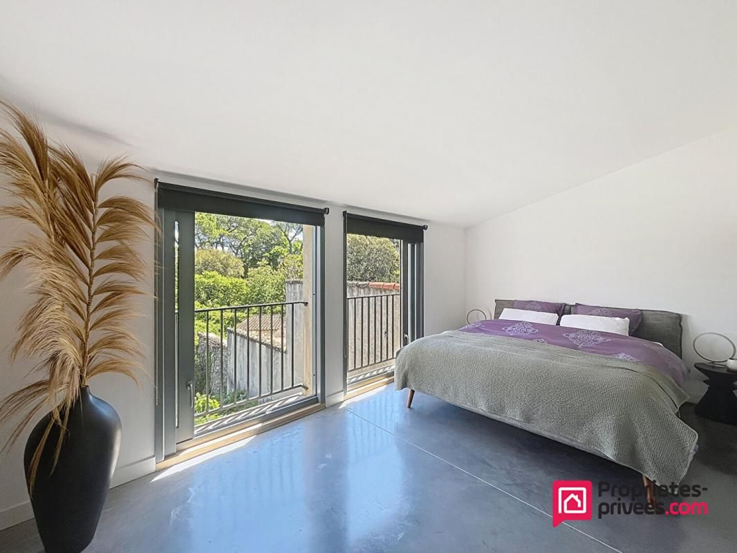 SAINT-MAXIMIN-LA-SAINTE-BAUME Appartement Saint Maximin La Sainte Baume 4 pièce(s) 147 m2 2