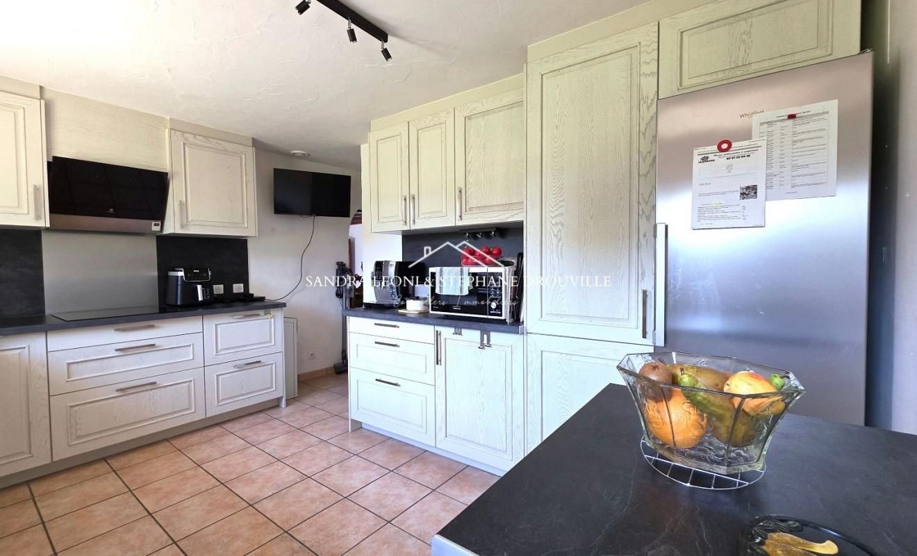 MAINTENON PROCHE DE MAINTENON - Maison familiale 8 pièces -189 m² 3