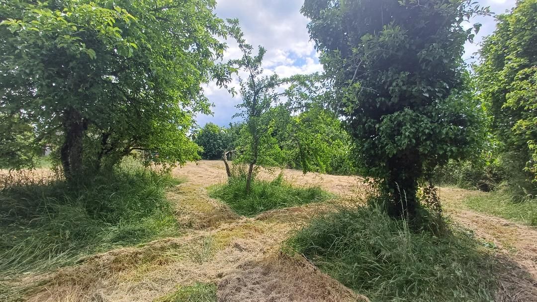 EGUZON-CHANTOME Terrain Eguzon Chantome 1880 m2 2