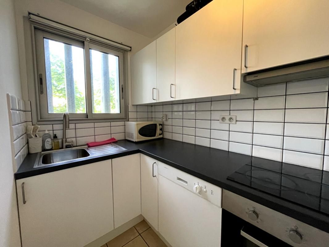 LE LAVANDOU Appartement T2 - Le Lavandou - Centre-ville, à deux pas de la plage 3