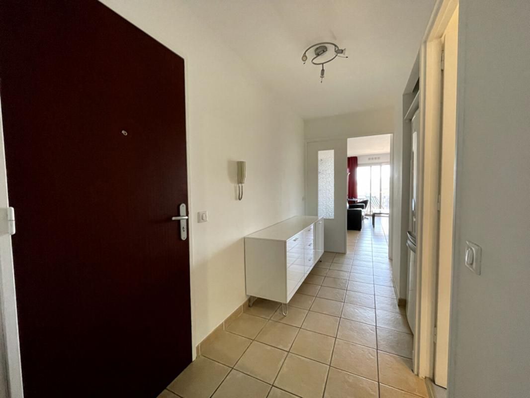 LE LAVANDOU Appartement T2 - Le Lavandou - Centre-ville, à deux pas de la plage 4