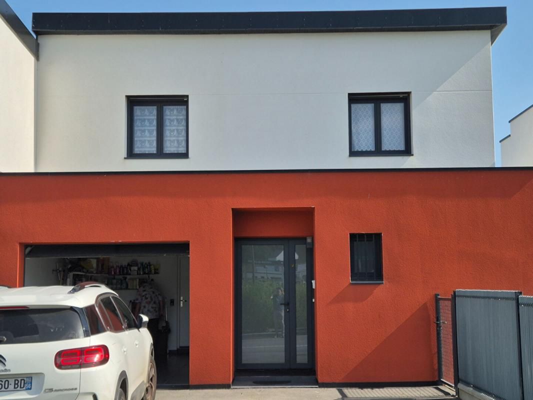HENNEBONT TRES BELLE MAISON MODERNE ET RECENTE de 136 m2 réalisée en 2021 dans le Morbihan 2