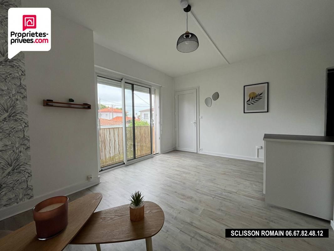 ROYAN Appartement Royan 2 pièce(s) - 31 m2 - PRIX 166 384HAI 2