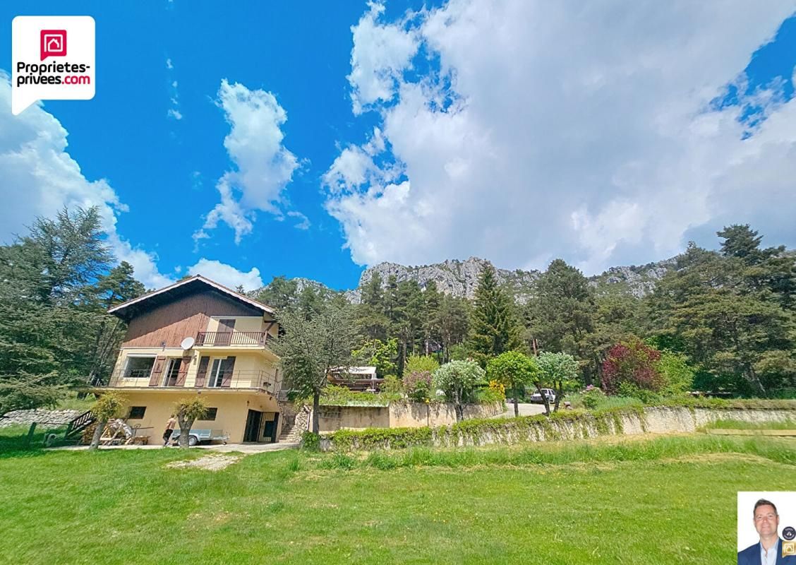 CAILLE Villa Chalet 142 m2 6 pièces / Garage / Terrain 3200 m2 3