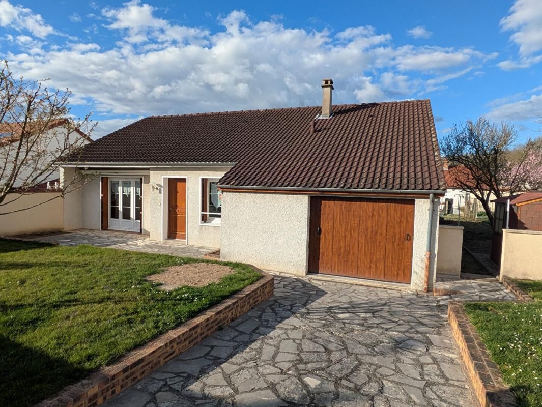 VARENNES-VAUZELLES Maison Varennes Vauzelles 4 pièce(s) 103 m2 2