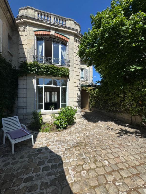 CREPY-EN-VALOIS Maison Villers Cotterets 12 pièce(s) 350 m2 2