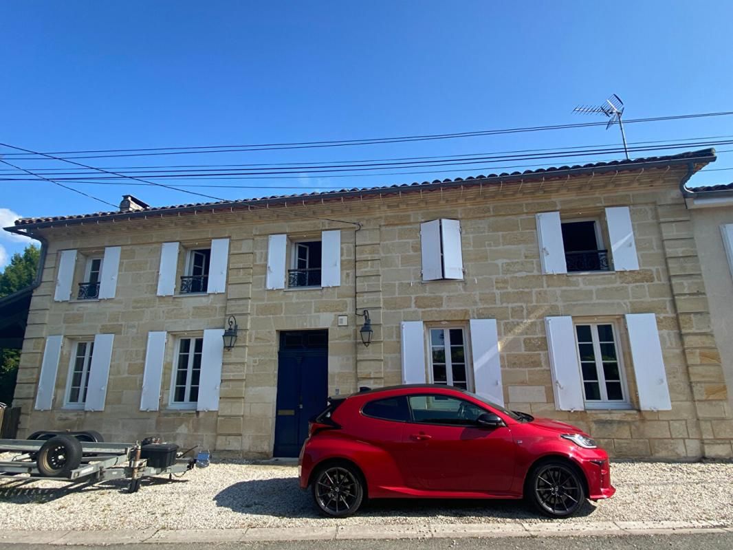 VIGNONET Propriété d'exception près de Saint-Émilion : l'art de vivre en toute sérénité 7 pièces 250 m2 4
