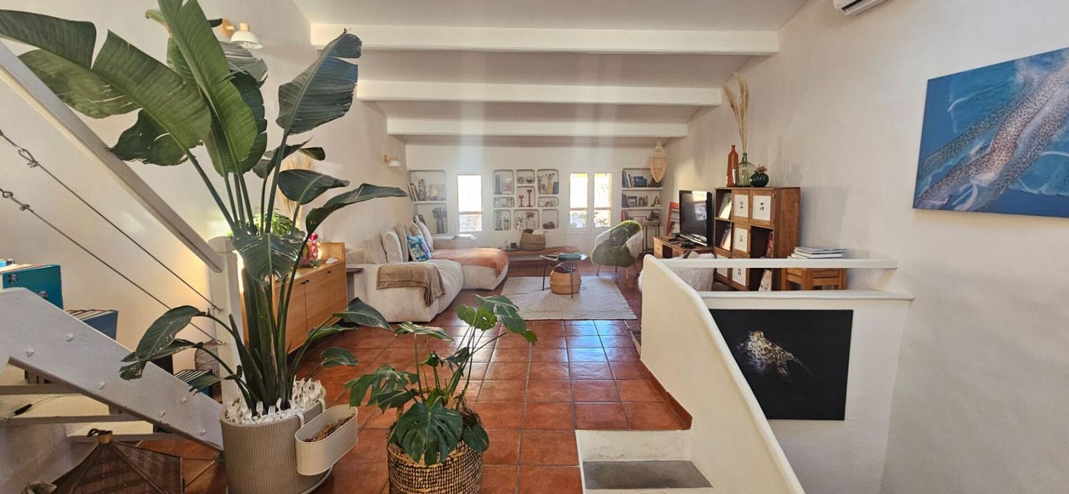 LE BEAUSSET APPARTEMENT -LE BEAUSSET CENTRE 3