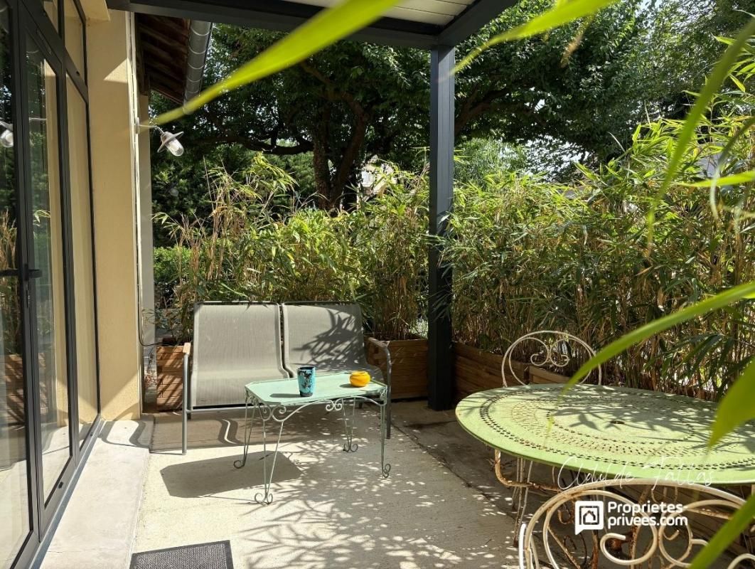 VAISON-LA-ROMAINE Maison de charme avec gîtes, jardin paysagé et piscine , Vaison-la-Romaine, centre-ville 3