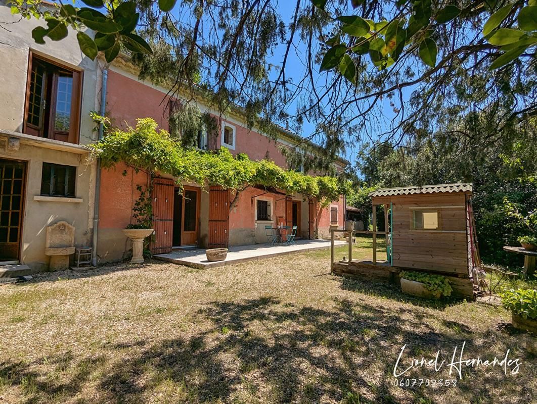 SAINT-JUST-ET-VACQUIERES Mas en pierre de 140m² habitables avec terrain de 5268m² situé à Saint Just Et Vacquieres 2