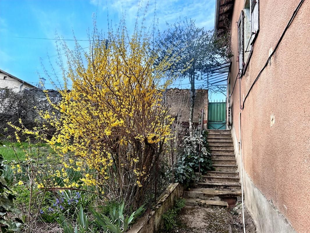 BESSENAY Maison Bessenay 4 pièce(s) 125 m2 1
