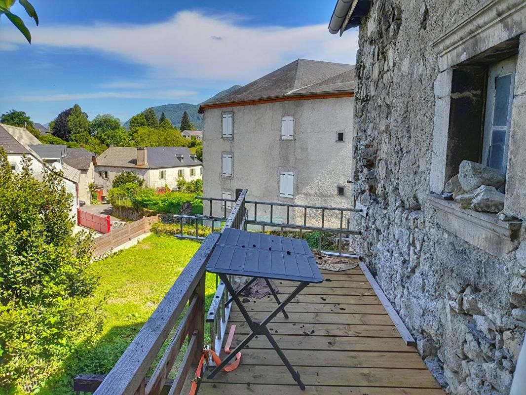 SAINTE-COLOME Maison sur 2 niveaux avec jardin 3