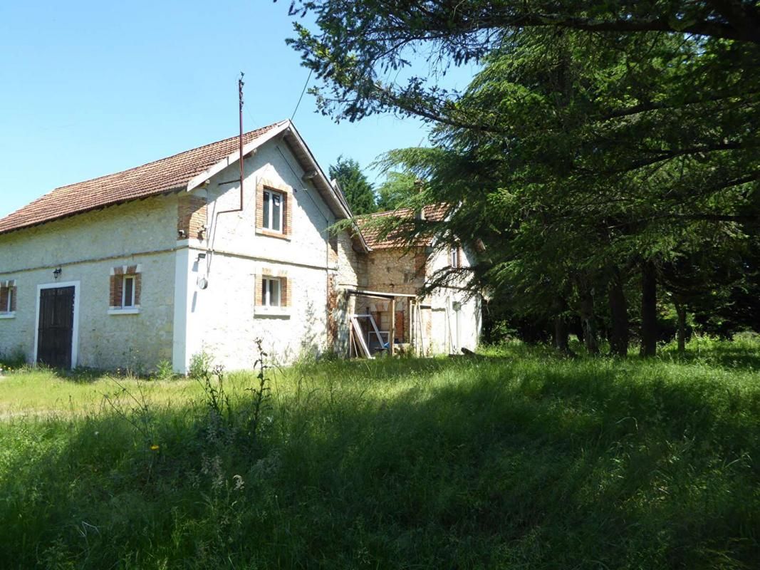 CERCOUX Maison traditionnelle 2