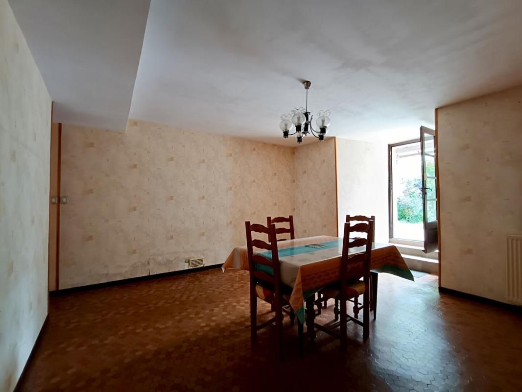 SAINTE-LIVRADE-SUR-LOT Maison Sainte Livrade Sur Lot 5 pièce(s) 100 m2 4