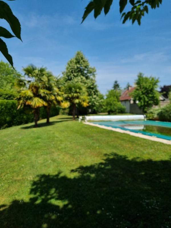 PLAIMPIED-GIVAUDINS BELLE MAISON CONTEMPORAINE EN CENTRE VILLAGE 3