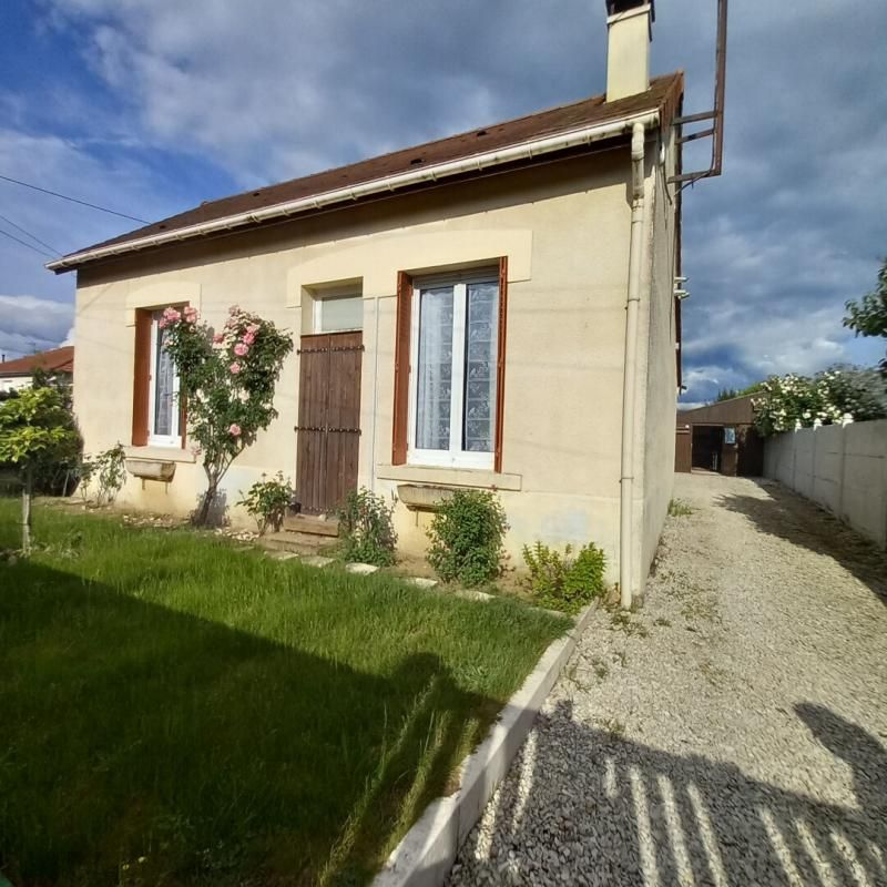 Maison Saint Pere Sur Loire 5 pièce(s) 66.52 m2