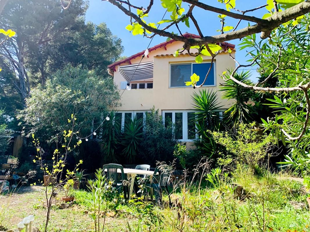 ENSUES-LA-REDONNE Opportunité rare en viager libre 2