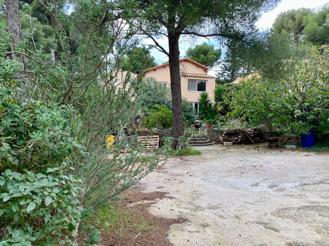 ENSUES-LA-REDONNE Opportunité rare en viager libre 4