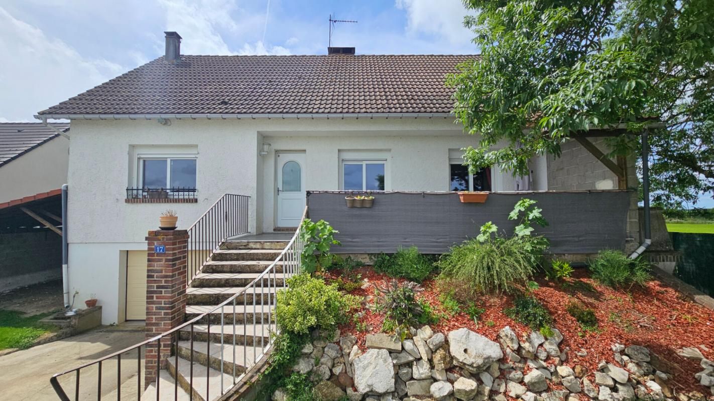 HOUDAN Houdan et N12 proche / Maison 4 chambres / Sous-sol total 2