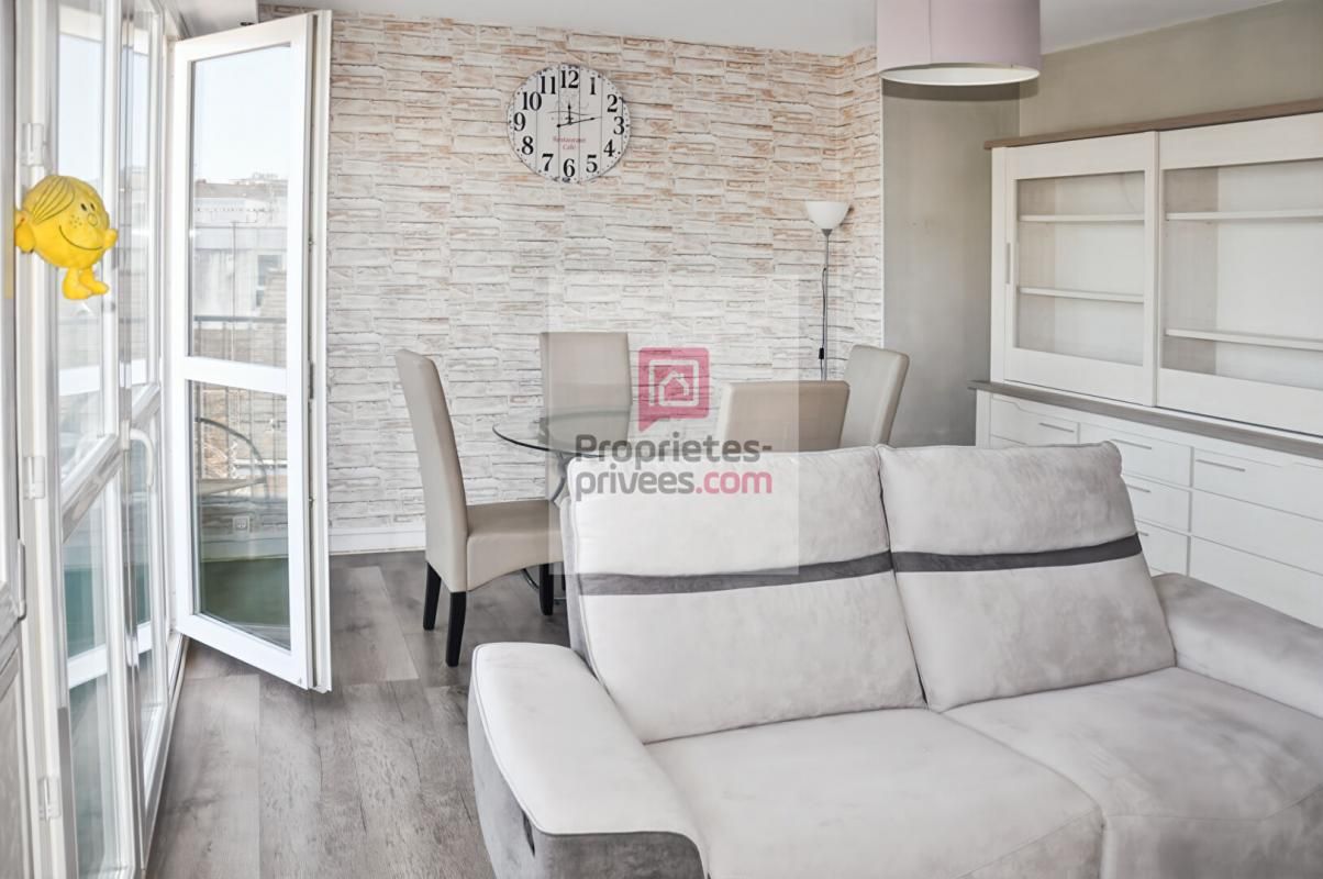 LAVAL Appartement lumineux 3 pièces 70 m2 1