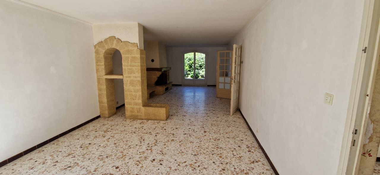 CLERMONT-L'HERAULT Trés belle villa a clermont l hérault au calme 4