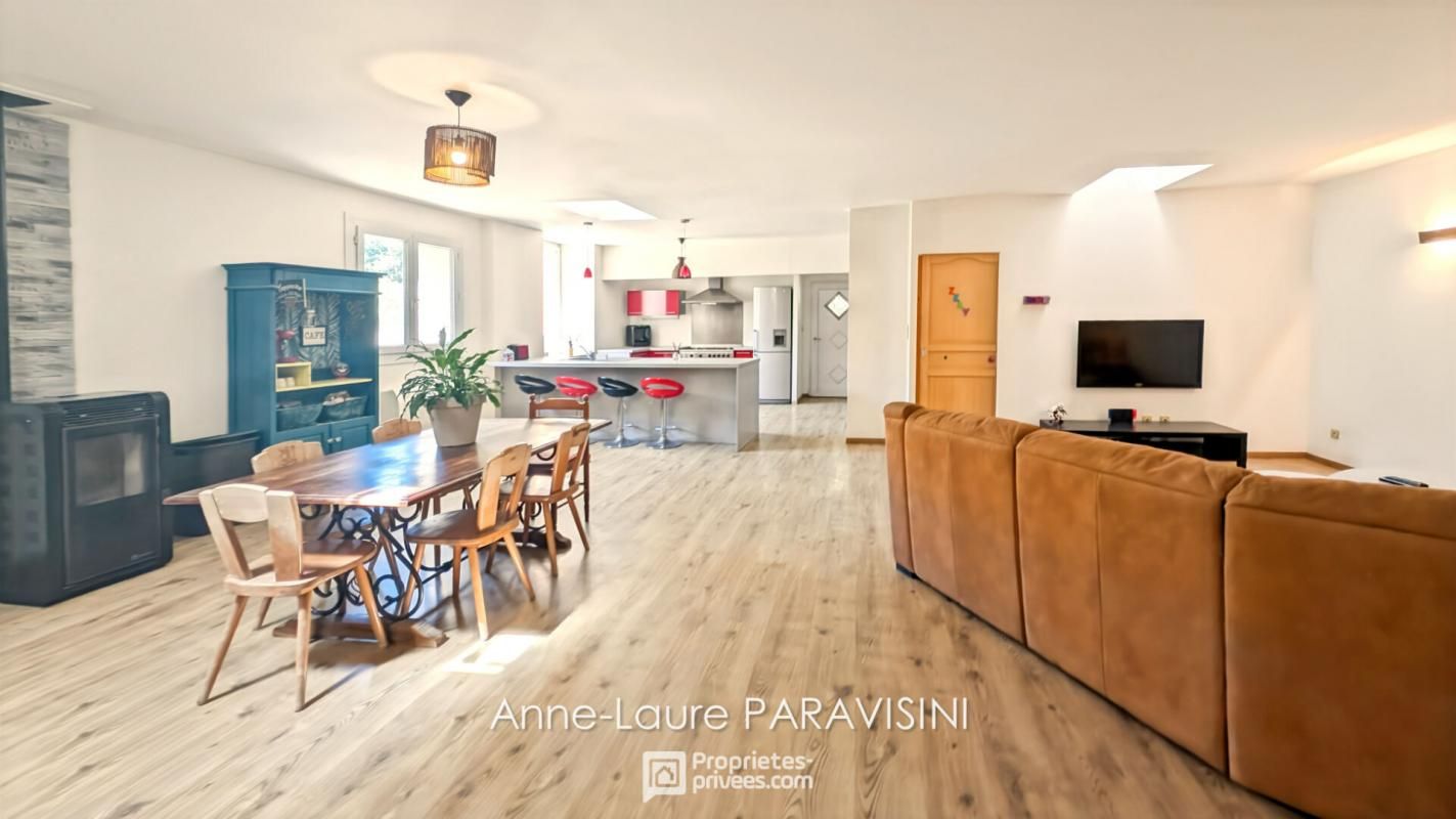 CAPENDU Capendu - Charmant ensemble immobilier avec jardin, piscine et remise 4
