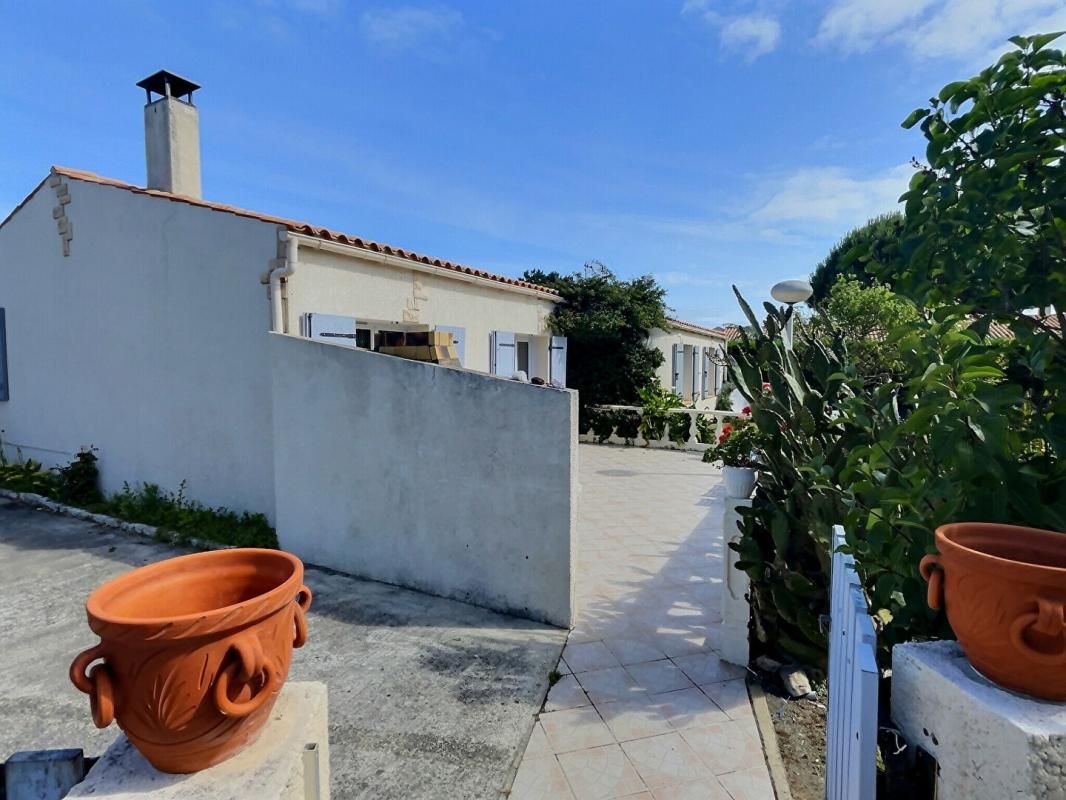 SAINT-DENIS-D'OLERON 17650 - Maison à Etage 5 pièce(s) 115 m² - Saint Denis d'Oléron - 3