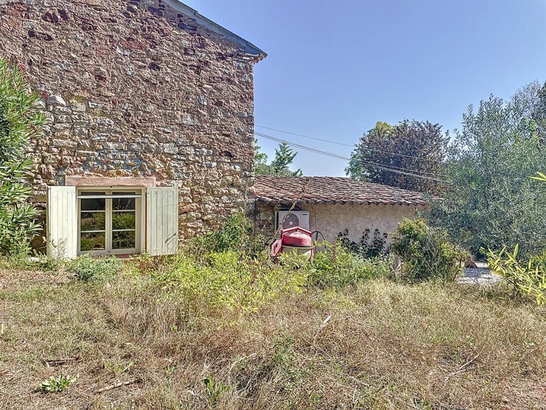 LE CANNET-DES-MAURES Maison Le Cannet Des Maures 2 pièce(s) + Garage et jardin 3