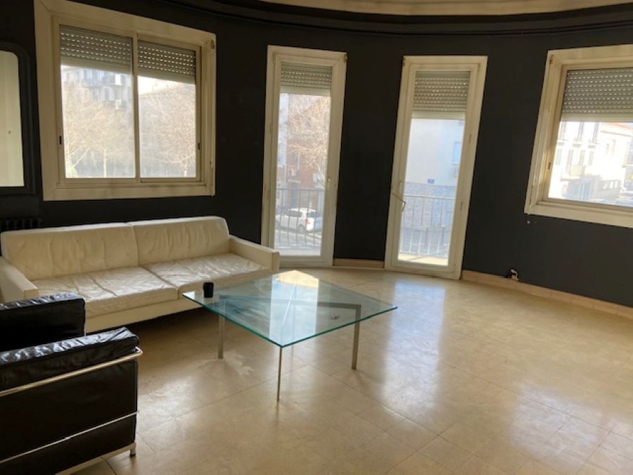PERPIGNAN Appartement  terrasse -  Premier étage - Surf hab  122m²  - Copropriété de 03 lots -  Proche centre ville de Perpignan 1