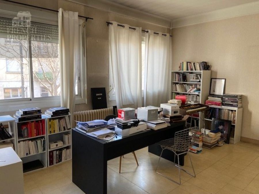 PERPIGNAN Appartement  terrasse -  Premier étage - Surf hab  122m²  - Copropriété de 03 lots -  Proche centre ville de Perpignan 3