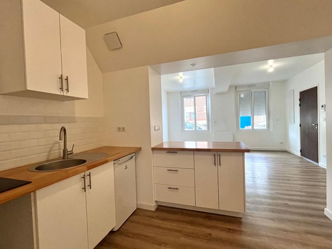 NOYON Appartement Noyon 2 pièce(s) 50 m2 2